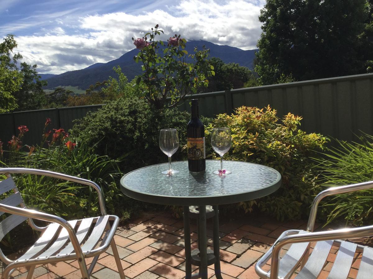 Bogong Moth Motel Mount Beauty Esterno foto