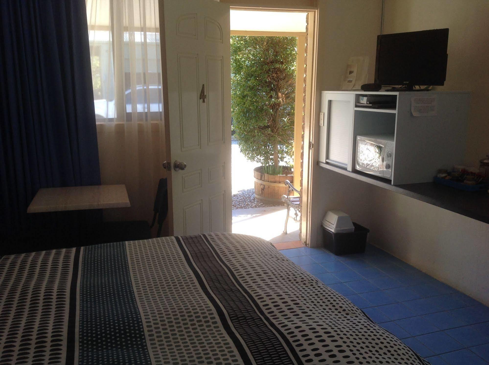 Bogong Moth Motel Mount Beauty Esterno foto