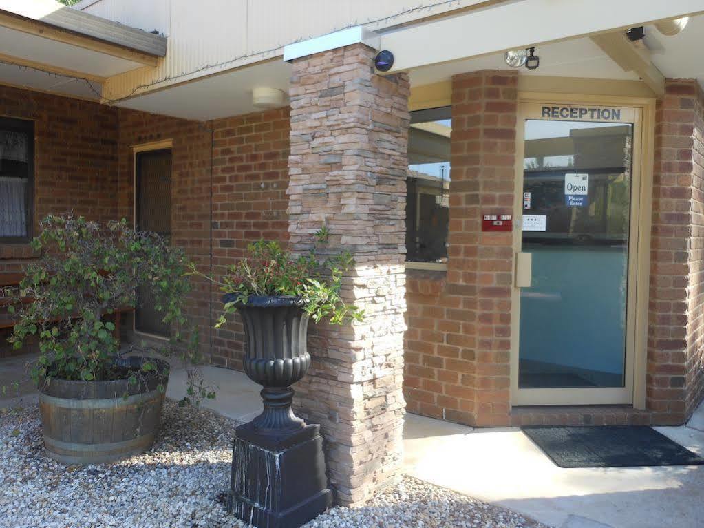 Bogong Moth Motel Mount Beauty Esterno foto